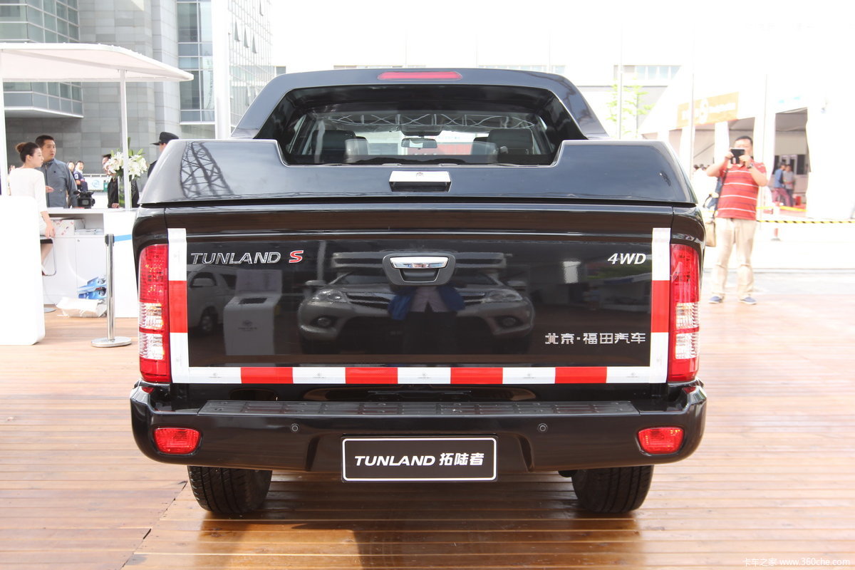 与活动>2014北京国际车展>北京车展福田展台>福田拓路者s黑色皮卡>