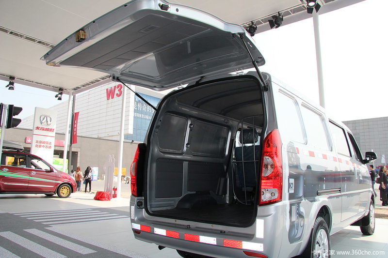 北汽威旺 封闭箱式货车