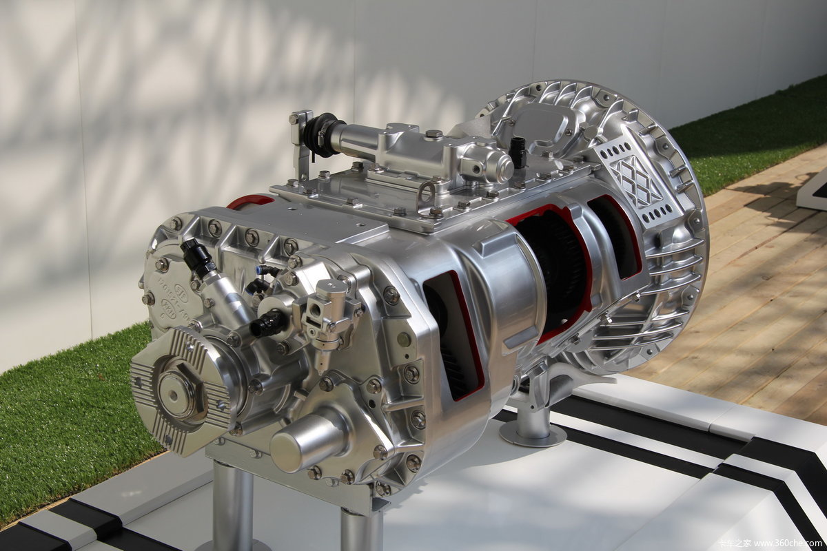 解放12档全同步器变速箱