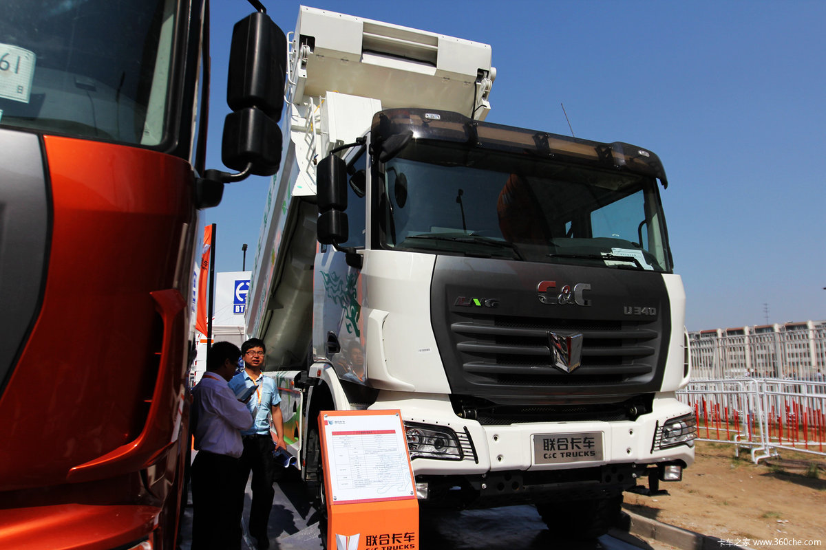 联合卡车6x4城市环保渣土车