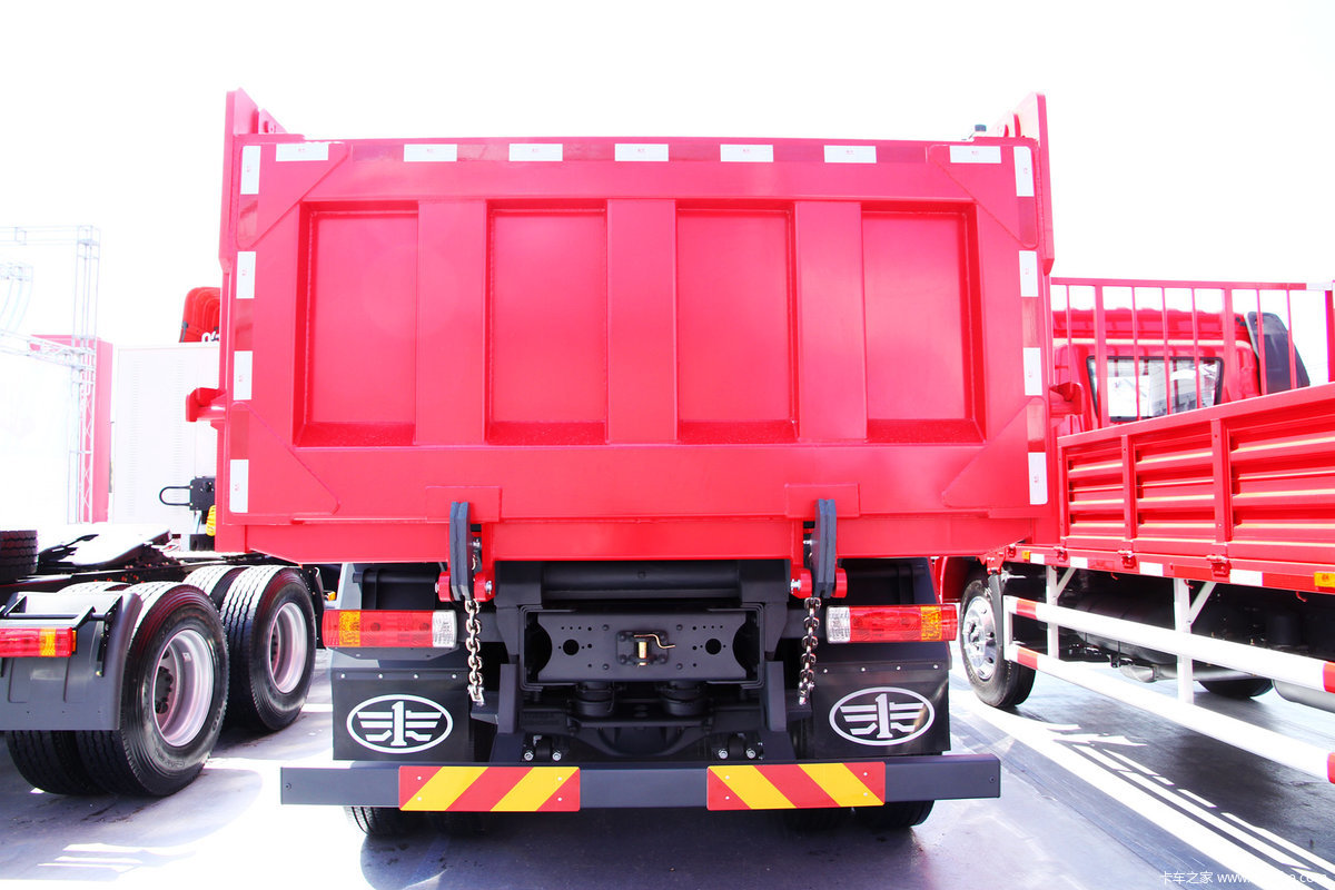 解放j6p6x4lng自卸车